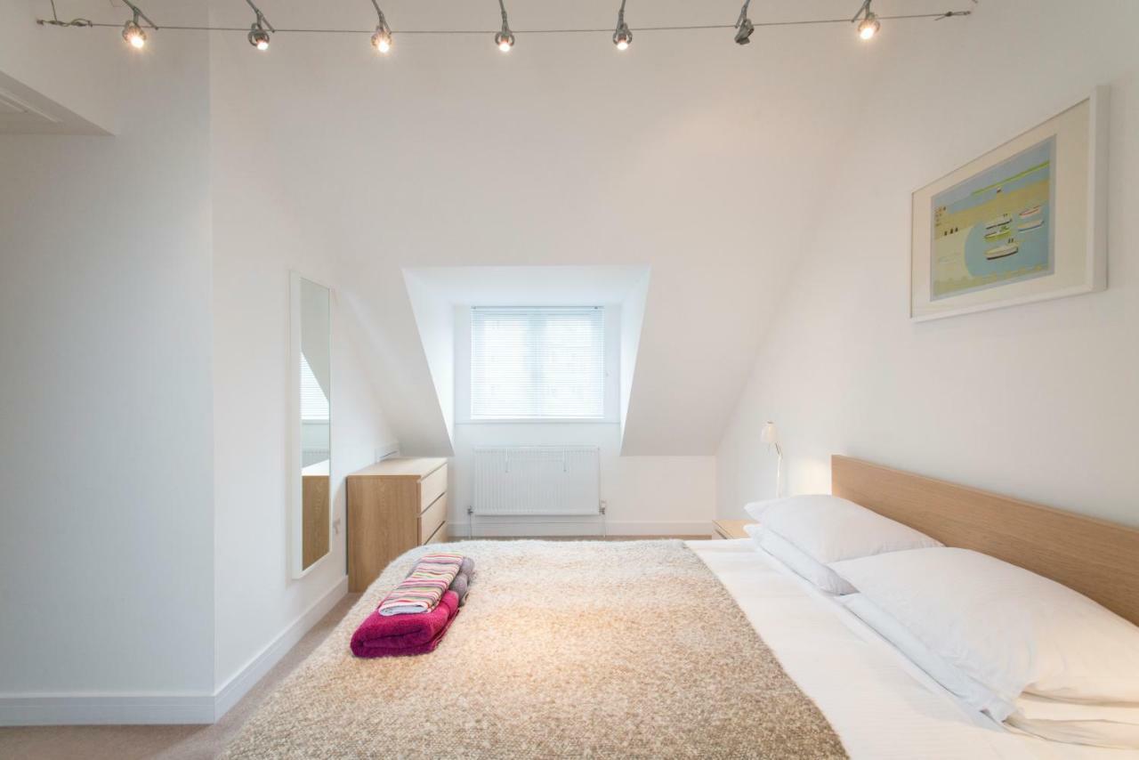 Camana Villa St Ives Екстериор снимка