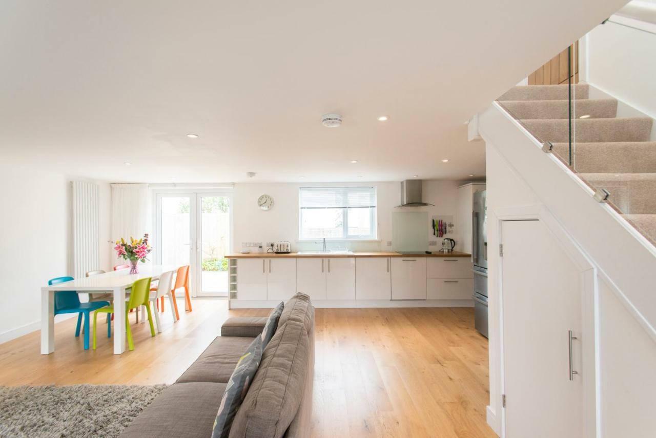 Camana Villa St Ives Екстериор снимка